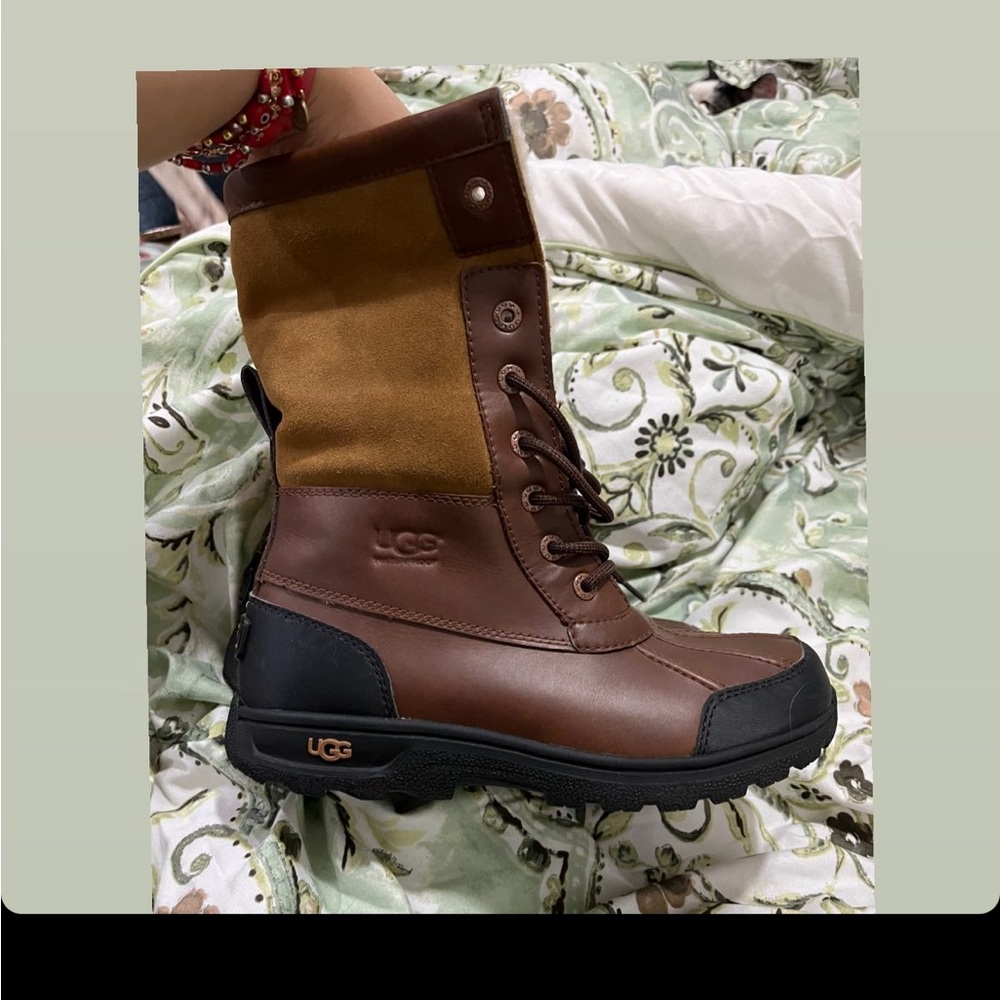 Uggs Snow Boots